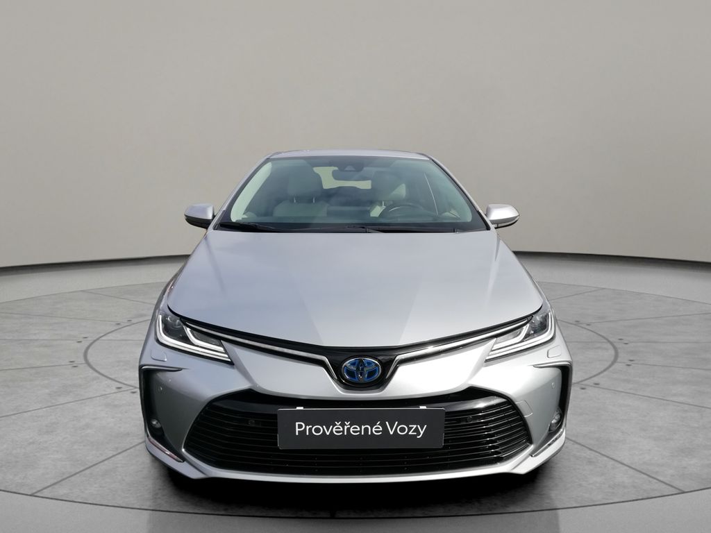 toyota-corolla-executive-1-8-hybrid - 4