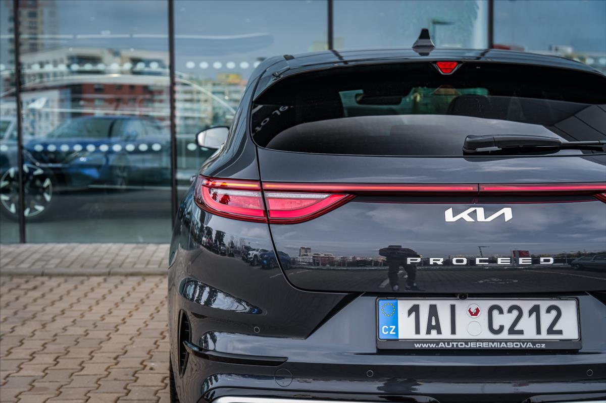 kia-proceed-1-5-t-gdi-gpf-gt-line-plus - 7