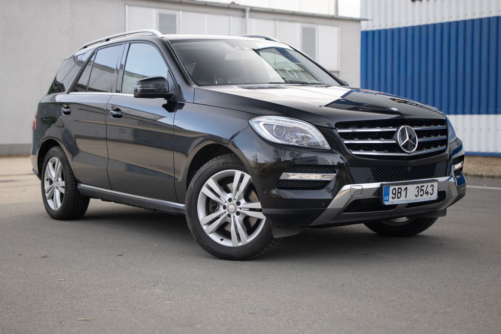 mercedes-benz-tridy-m-mercedes-benz-ml-350-100 - 2
