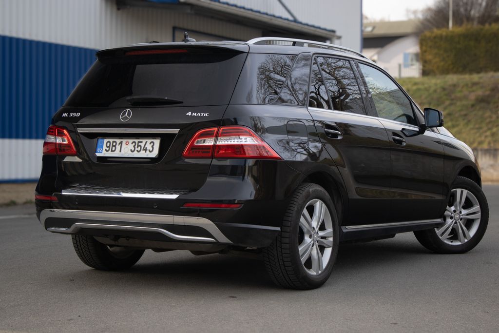 mercedes-benz-tridy-m-mercedes-benz-ml-350-100 - 4