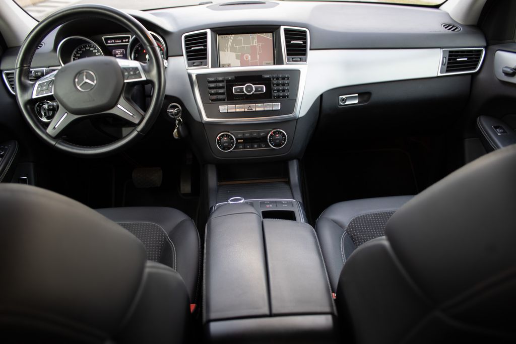 mercedes-benz-tridy-m-mercedes-benz-ml-350-100 - 9