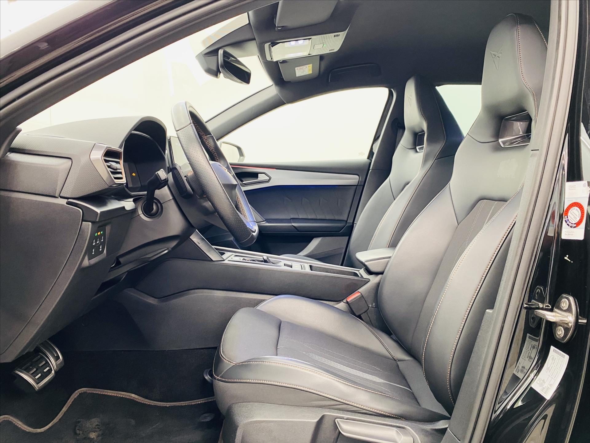 cupra-leon-1-4-tsi-e-hybrid-vz-180kw - 4