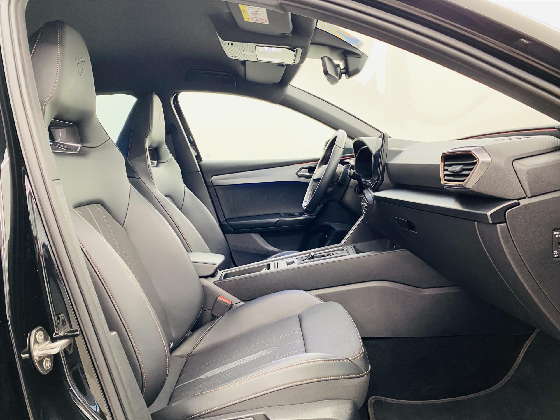 cupra-leon-1-4-tsi-e-hybrid-vz-180kw - 7