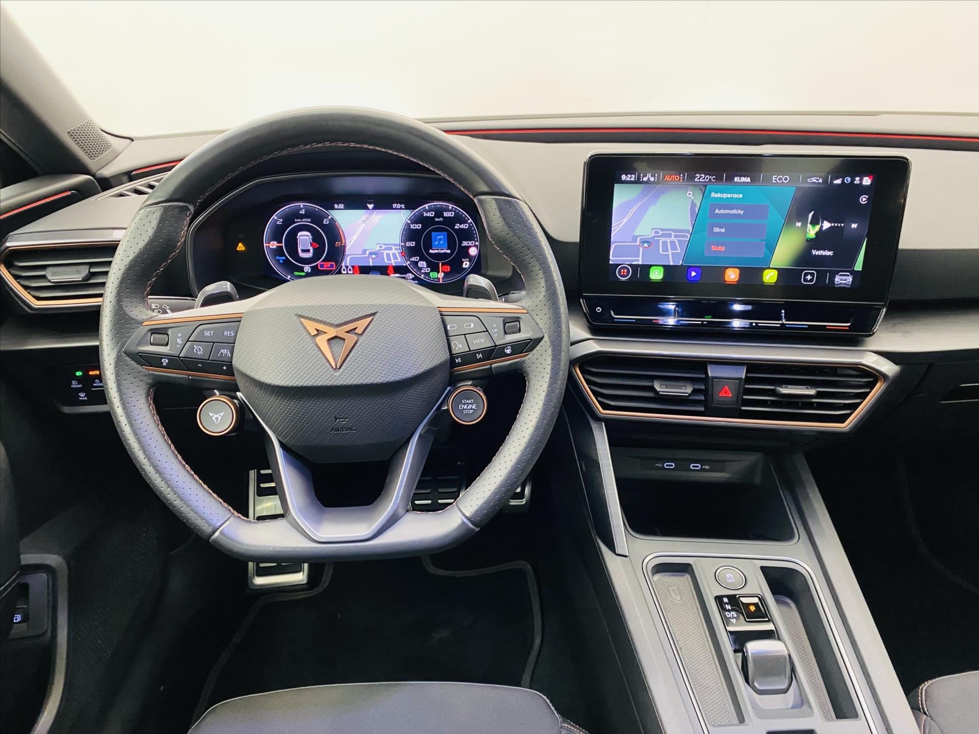 cupra-leon-1-4-tsi-e-hybrid-vz-180kw - 9