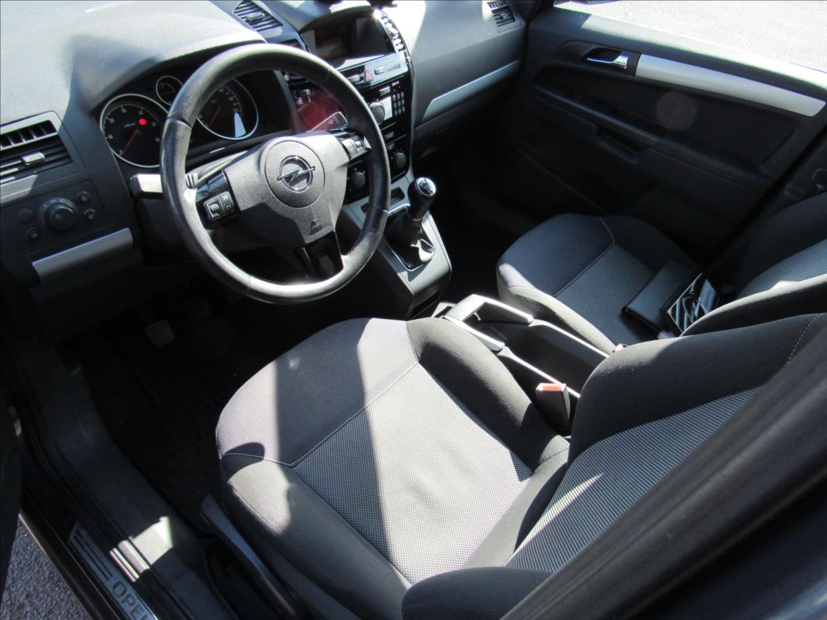 opel-zafira-1-7-cdti-81kw-7-mist - 8