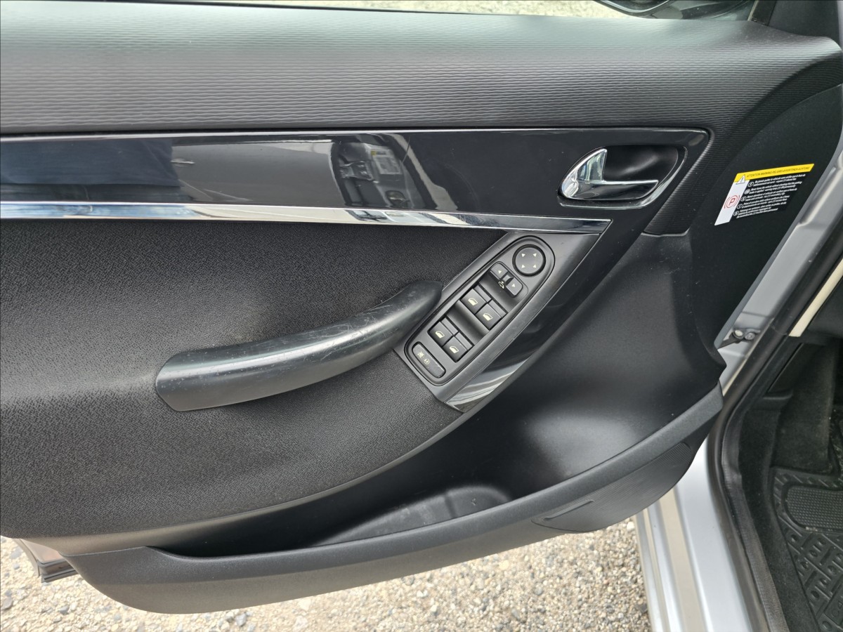 citroen-c4-picasso-1-6-hdi-grand-picasso-7-mist - 8