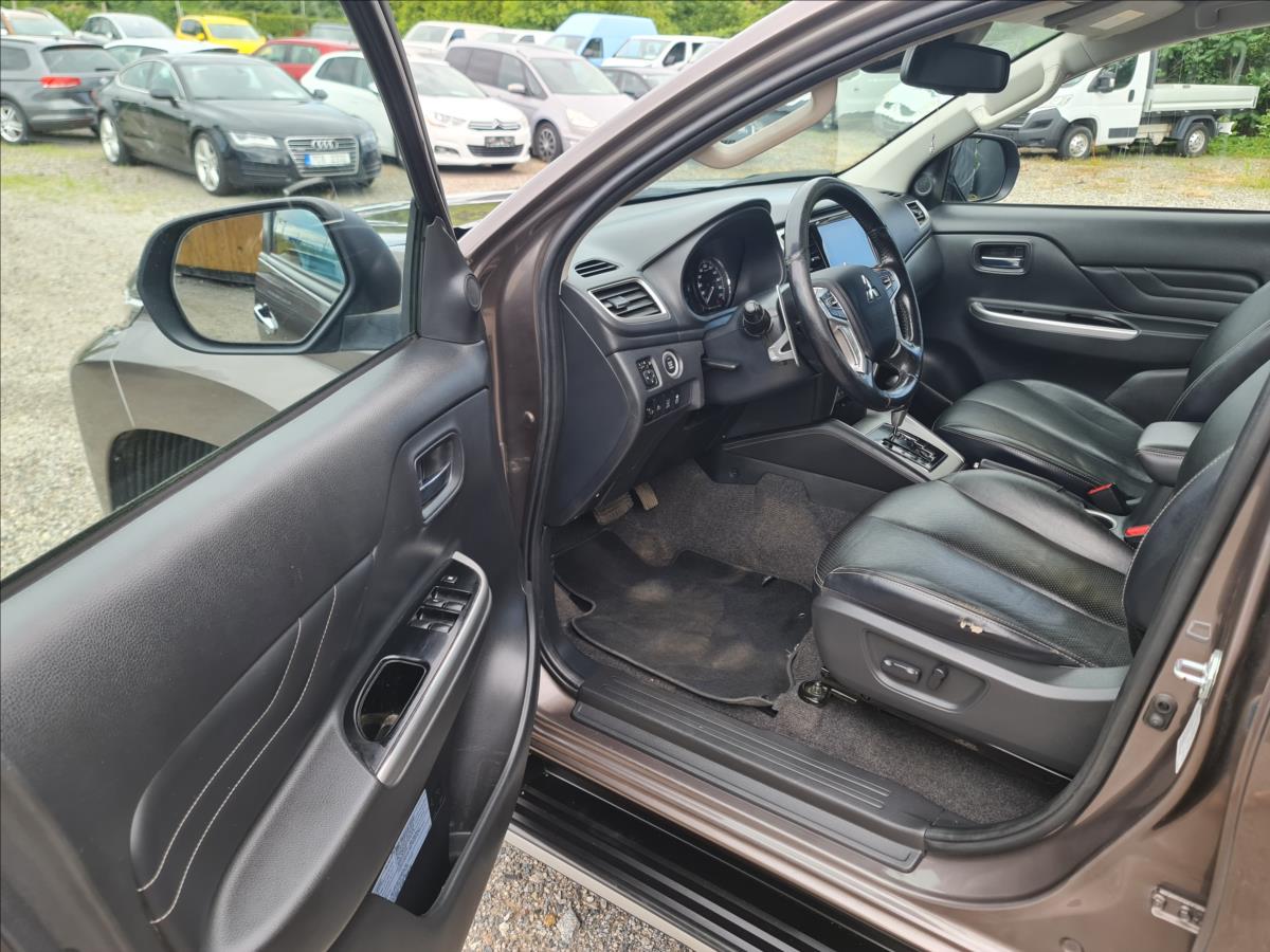 mitsubishi-l200-2-2-di-d-4wd - 7