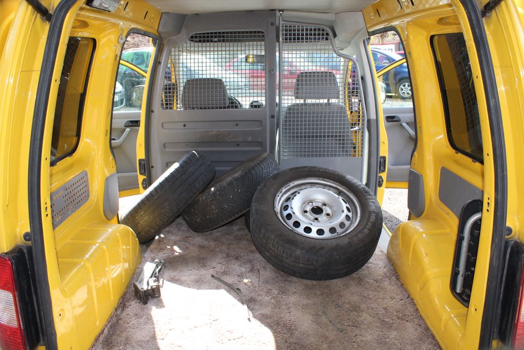 volkswagen-caddy-2-0-sdi - 8