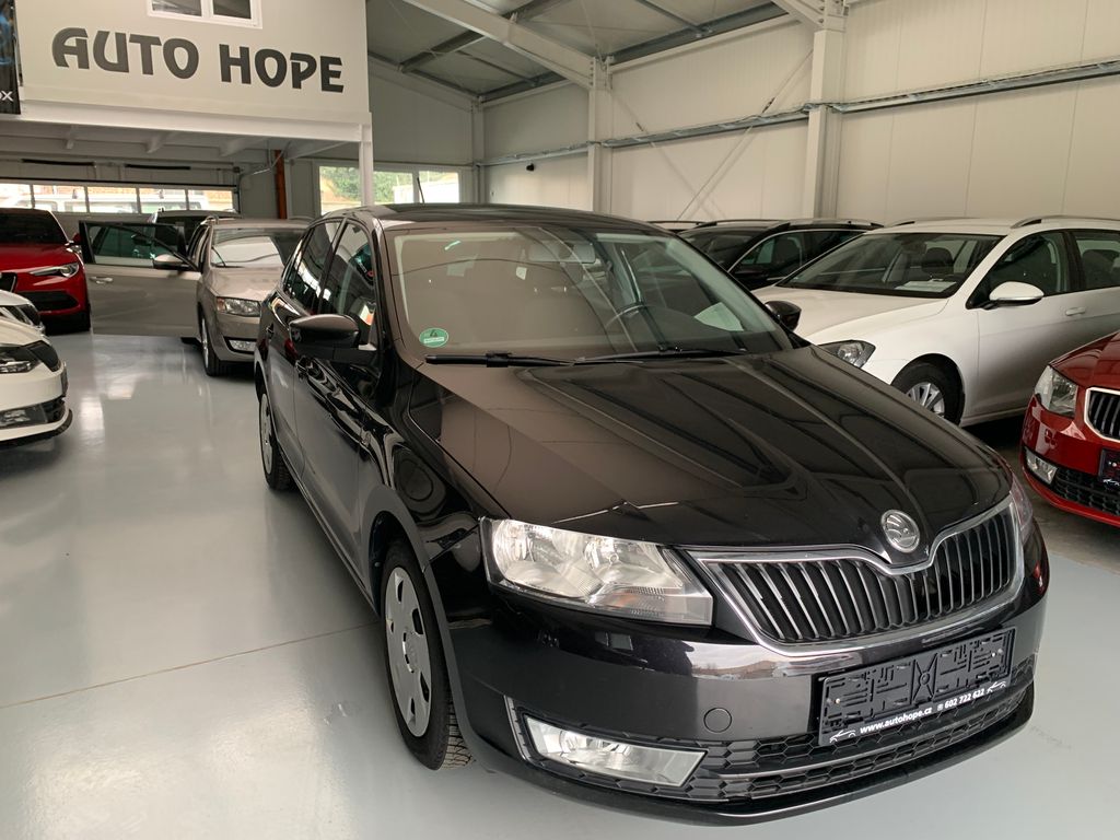 Škoda Rapid 1.6 TDI Ambition Spaceback