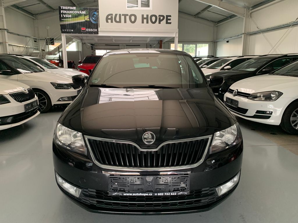 skoda-rapid-1-6-tdi-ambition-spaceback - 1