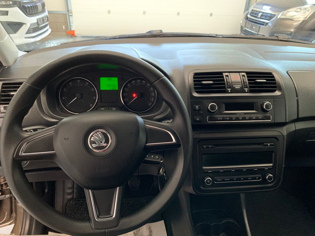 skoda-roomster-1-2-tsi-style - 8