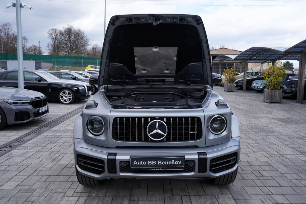 mercedes-benz-tridy-g-g-500-v8-amg-paket-g-63-cr - 8
