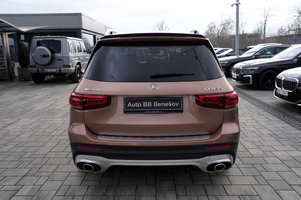 mercedes-benz-glb-glb-35-amg-4matic-310-ps-cr - 4