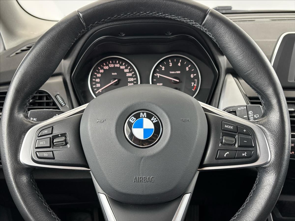 bmw-rada-2-1-5-218i-active-tourer-6at - 4