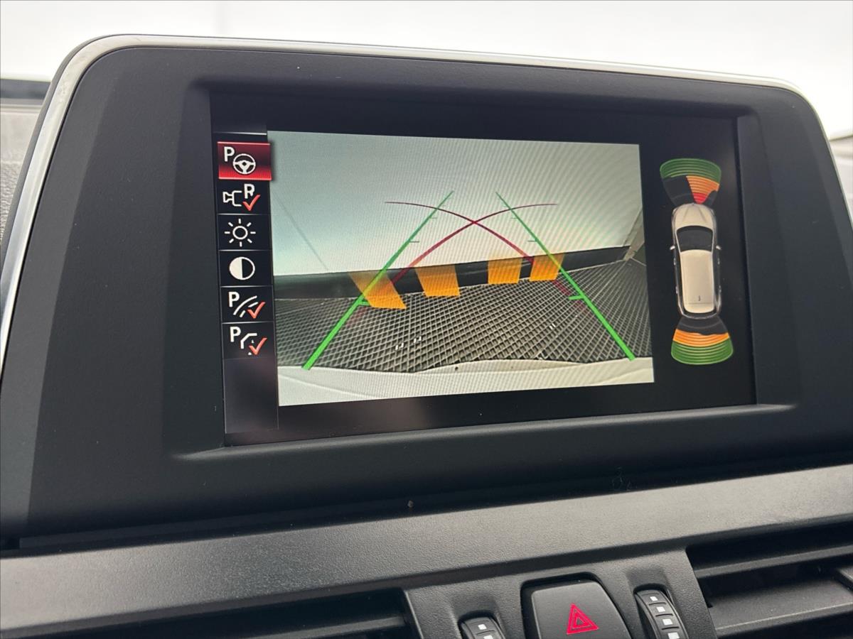 bmw-rada-2-1-5-218i-active-tourer-6at - 9