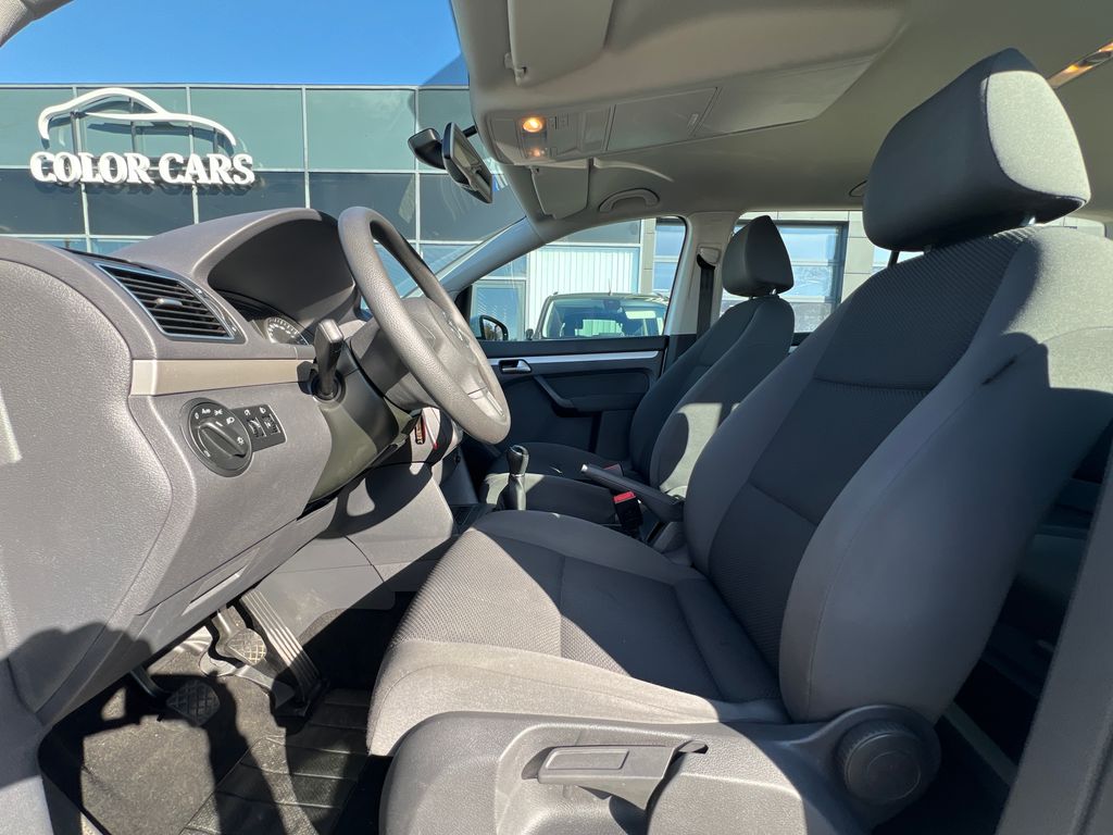 volkswagen-touran-1-2-tsi-105k-trendline-servis - 7