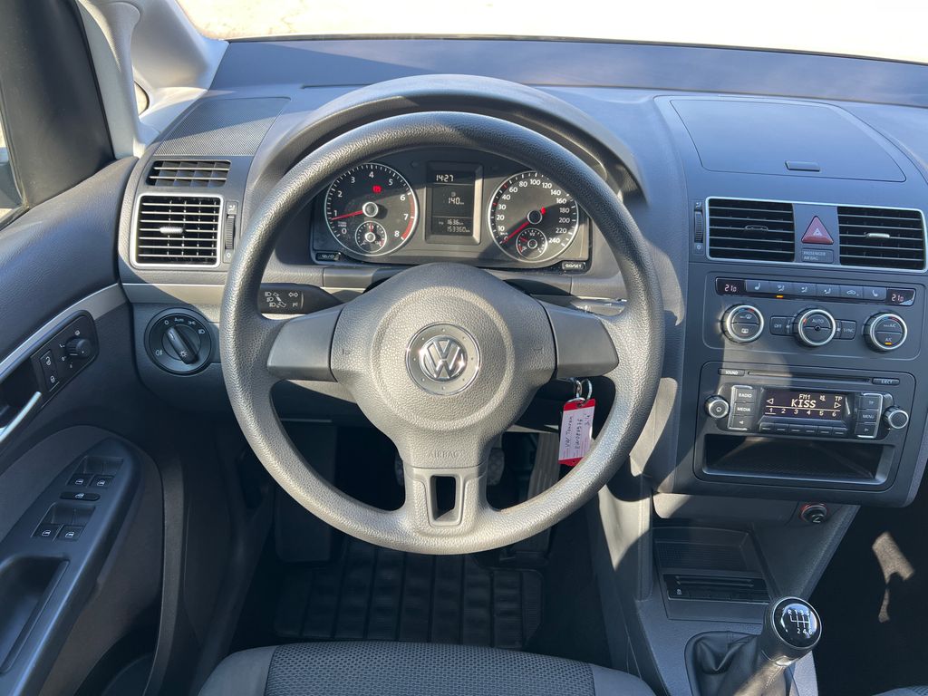 volkswagen-touran-1-2-tsi-105k-trendline-servis - 8