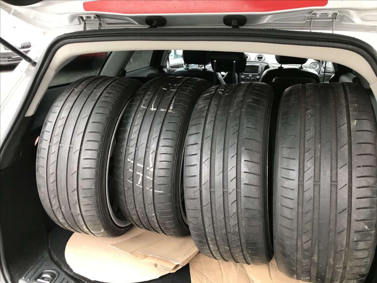 ford-mondeo-2-2-tdci-combi-147kw - 6