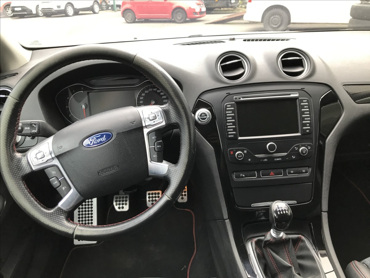 ford-mondeo-2-2-tdci-combi-147kw - 9