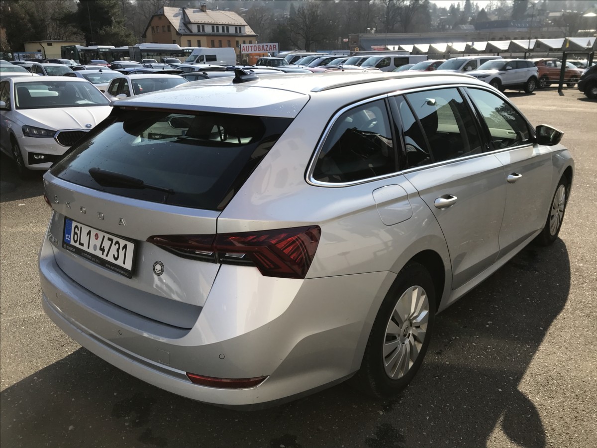 skoda-octavia-2-0-tdi-110kw-dsg-style - 4