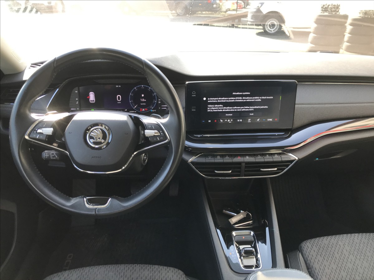 skoda-octavia-2-0-tdi-110kw-dsg-style - 8