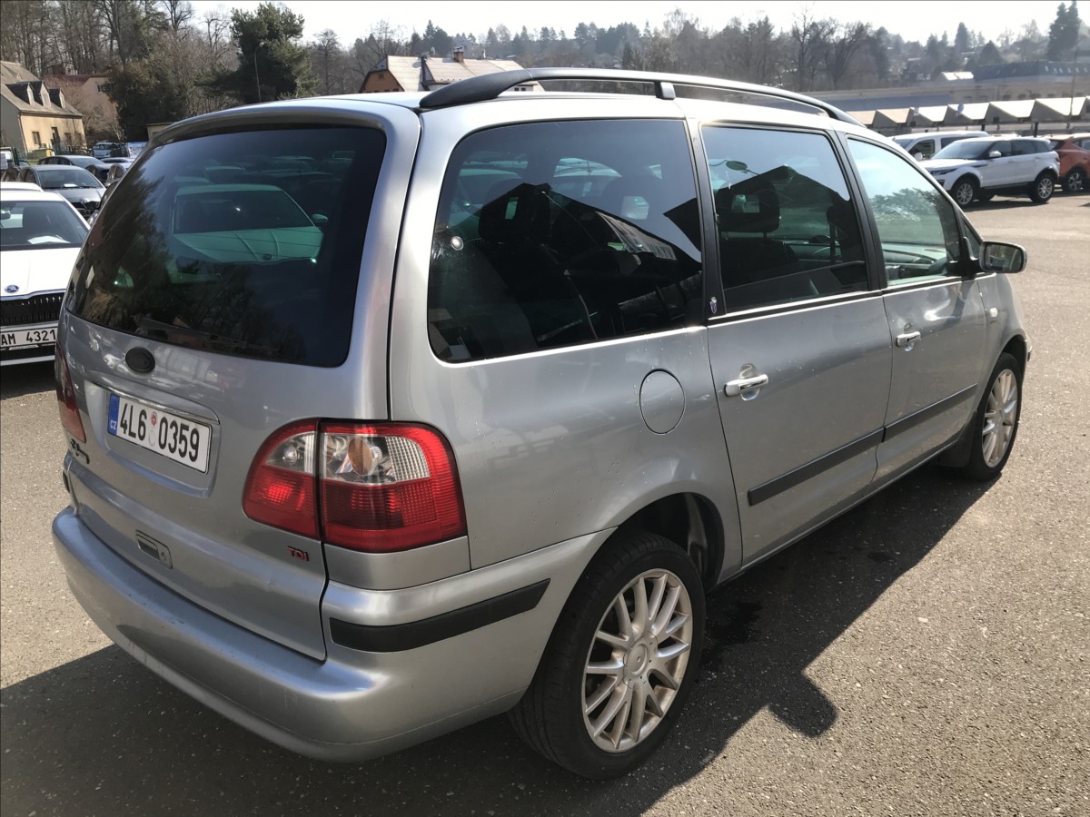 ford-galaxy-1-9-tdi-96kw-7mist - 4
