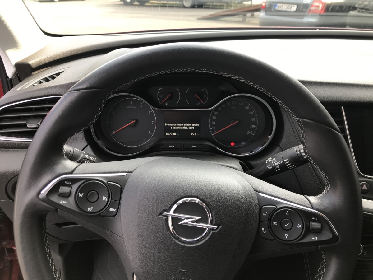 opel-grandland-x-1-2-turbo-96kw-4x2 - 9