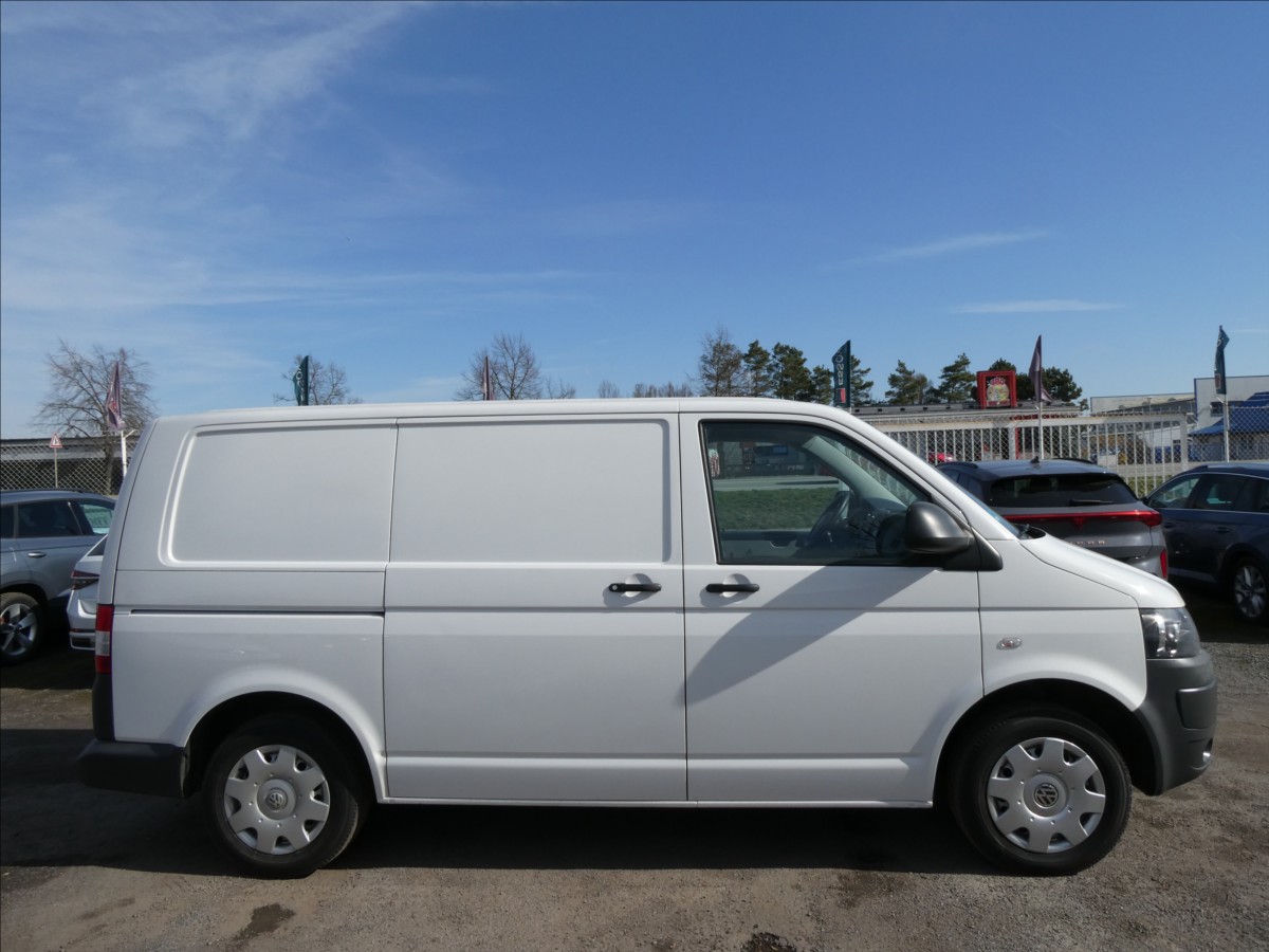 volkswagen-transporter-2-0-tdi-75kw-1-majitel-zaves - 9