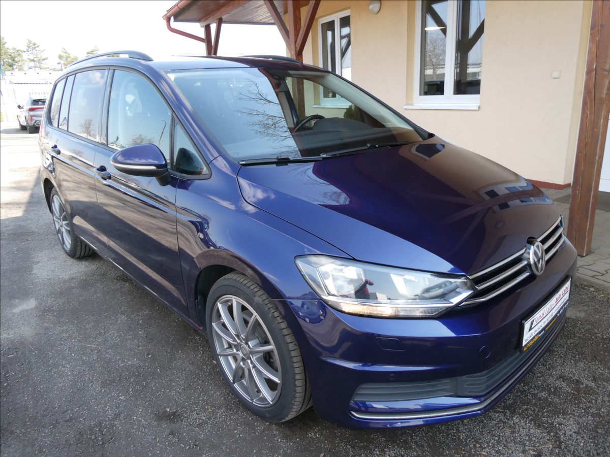 Volkswagen Touran 1,2 TSi 81kW 7.míst, NAVI