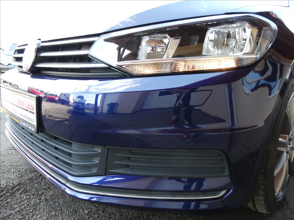 volkswagen-touran-1-2-tsi-81kw-7-mist-navi - 3