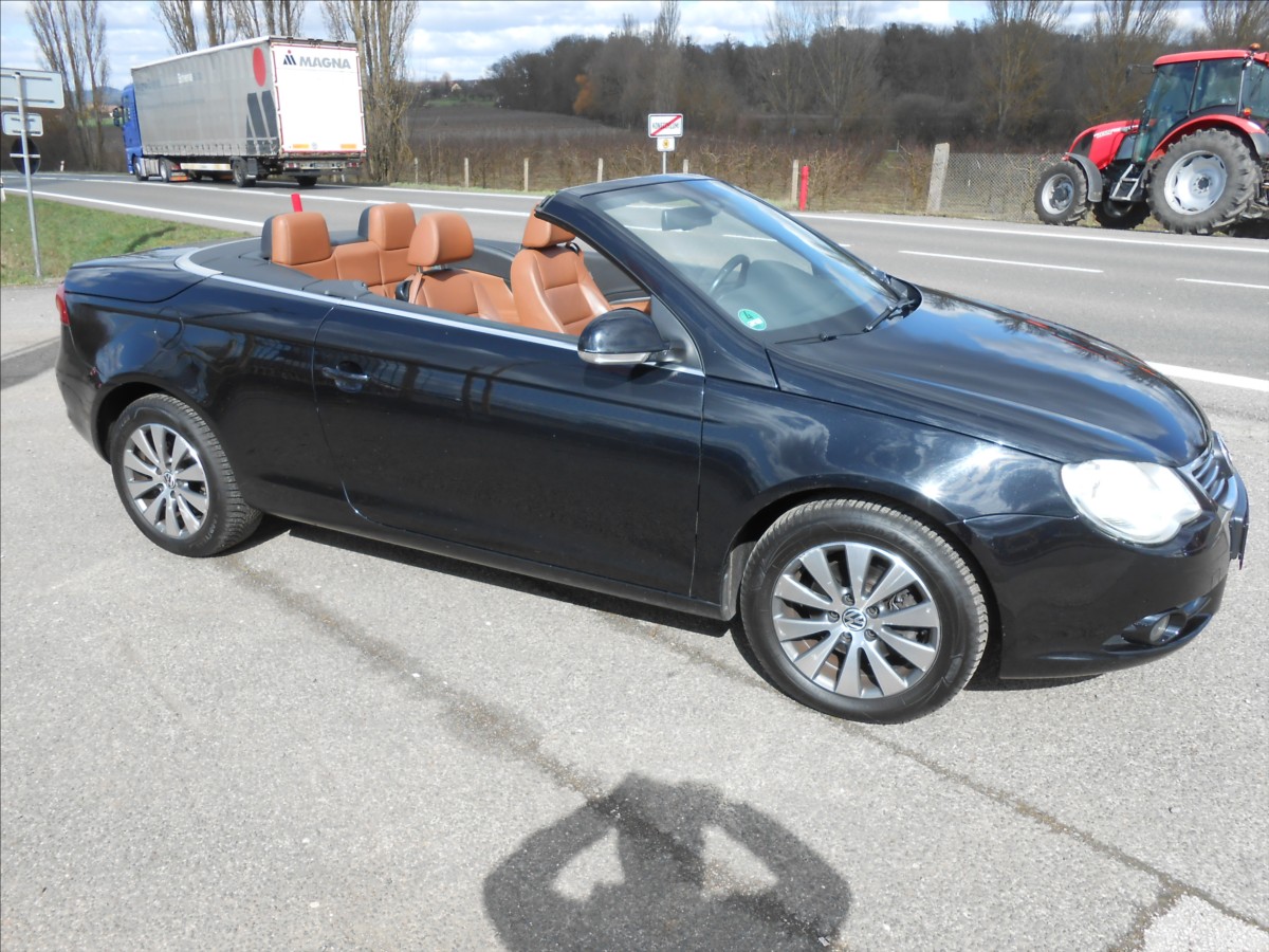volkswagen-eos-1-4-tsi-90-kw-serviska - 4