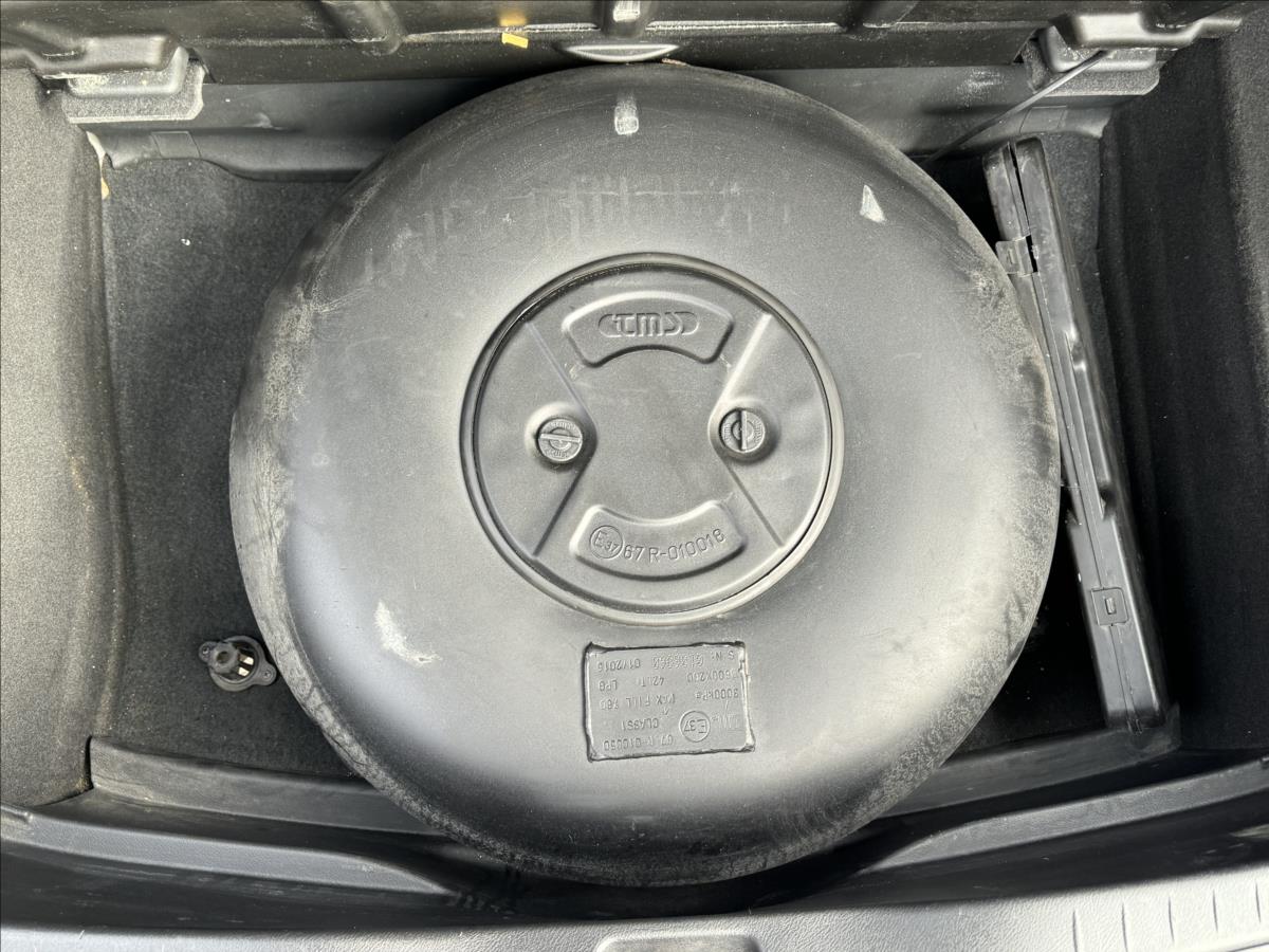 honda-civic-1-4-sport-bez-koroze-lpg-do-2035 - 8