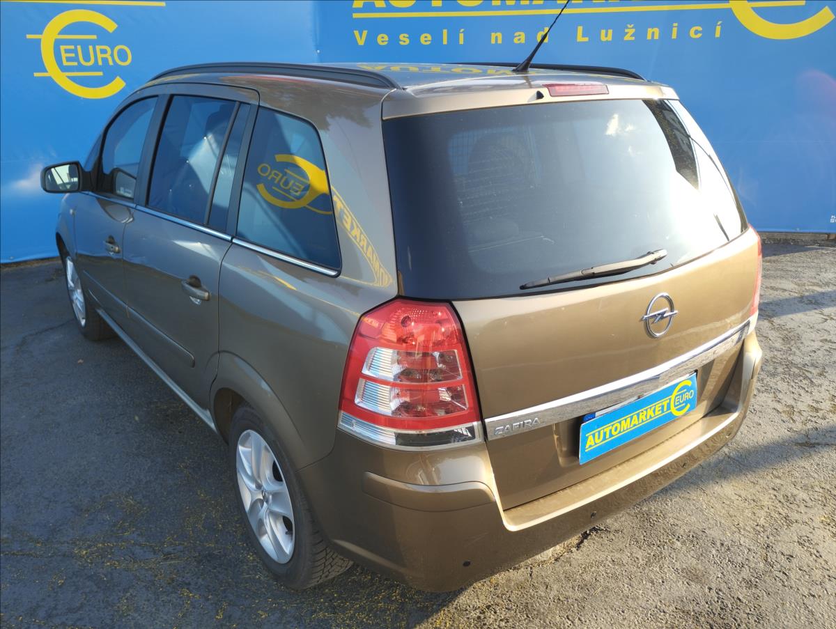 opel-zafira-1-8-i-103kw-1-majitel-nove-cr - 5