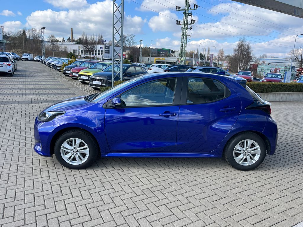 toyota-yaris-1-5-hybrid-e-cvt-comfort - 2