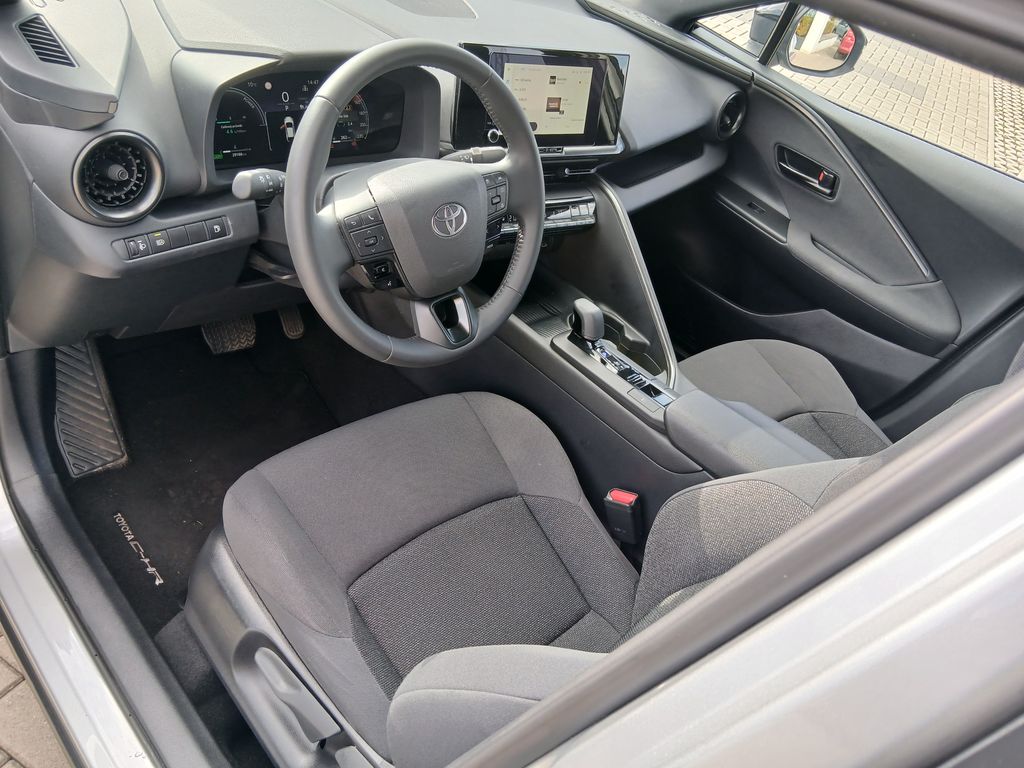 toyota-c-hr-1-8-hybrid-e-cvt-comfort - 9