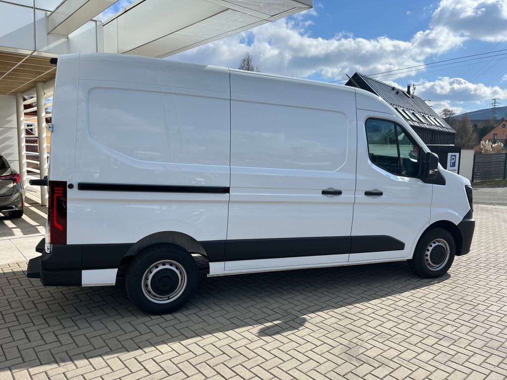 nissan-interstar-2-0-dci-130k-6mt-l2h2-comfort - 6