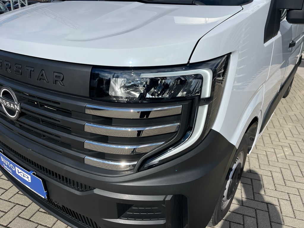 nissan-interstar-2-0-dci-130k-6mt-l2h2-comfort - 9