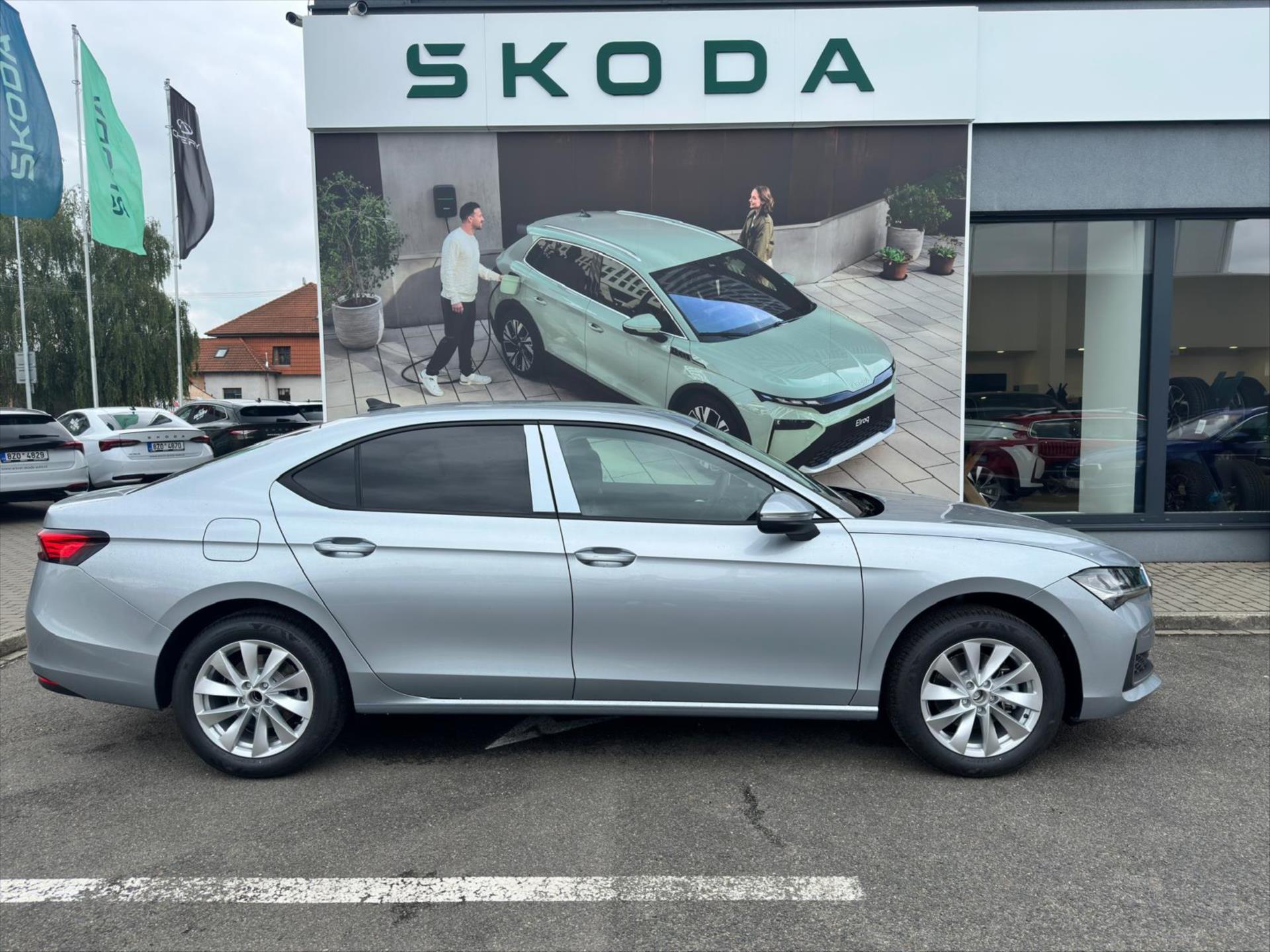 skoda-superb-2-0-tdi-110-kw-selection - 2