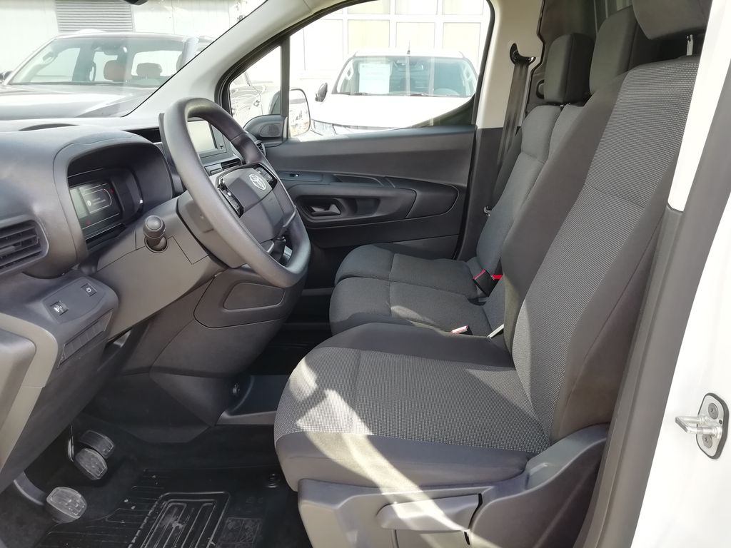 toyota-proace-city-1-5d-active-96kw - 4