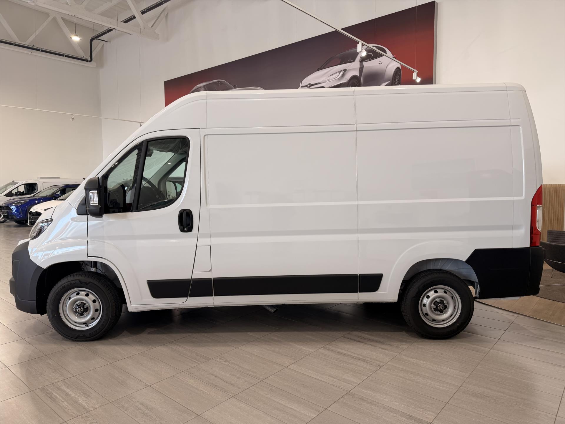 toyota-proace-2-2-diesel-120hp-6mt-max-active-l2h2-4d - 2