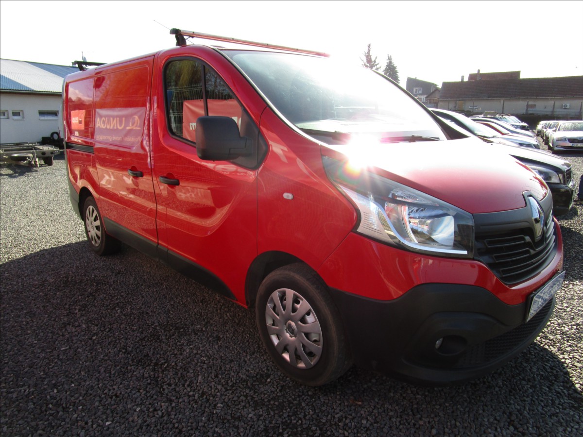renault-trafic-1-6dci-klima-1-maj - 2
