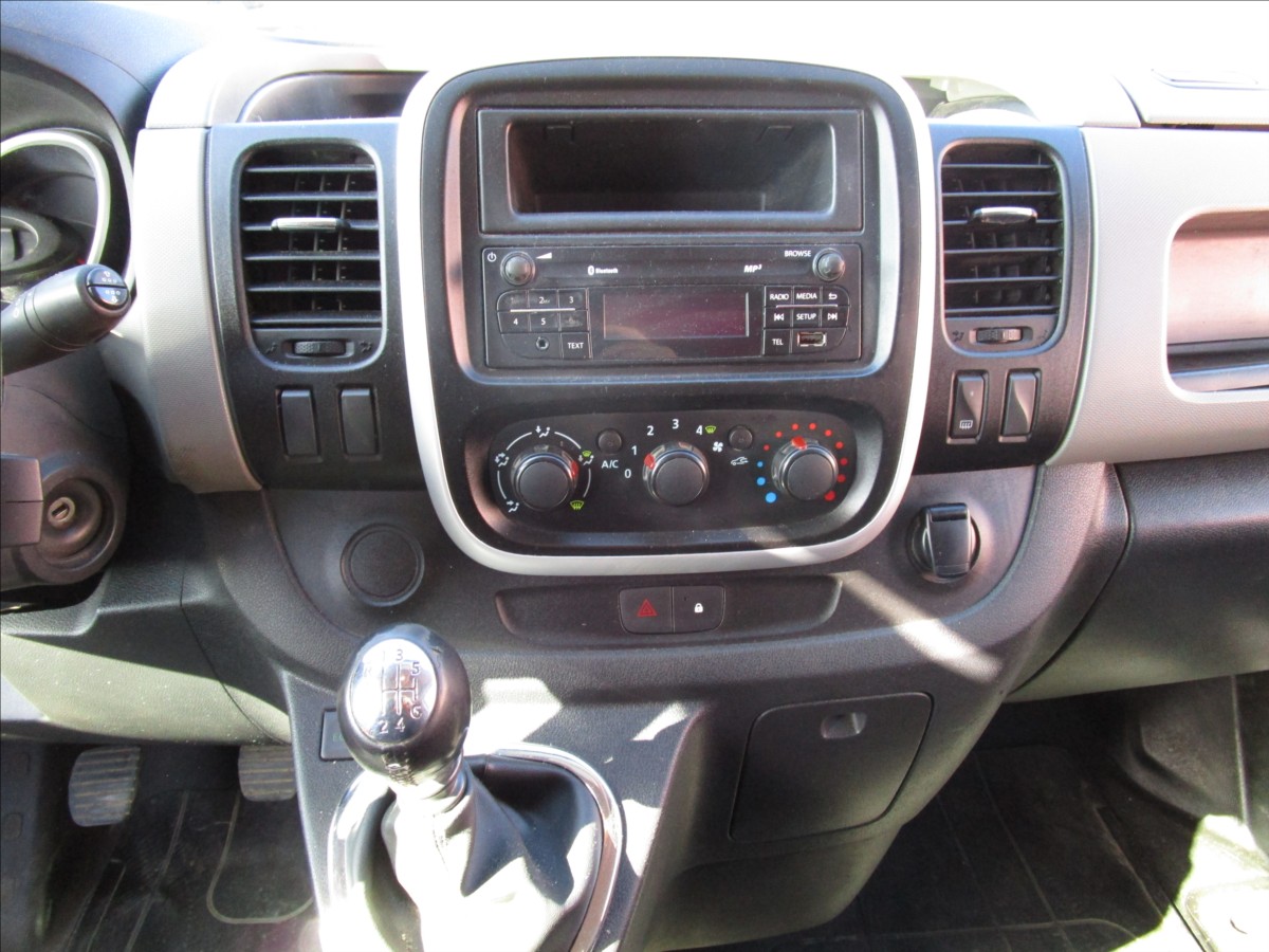 renault-trafic-1-6dci-klima-1-maj - 7