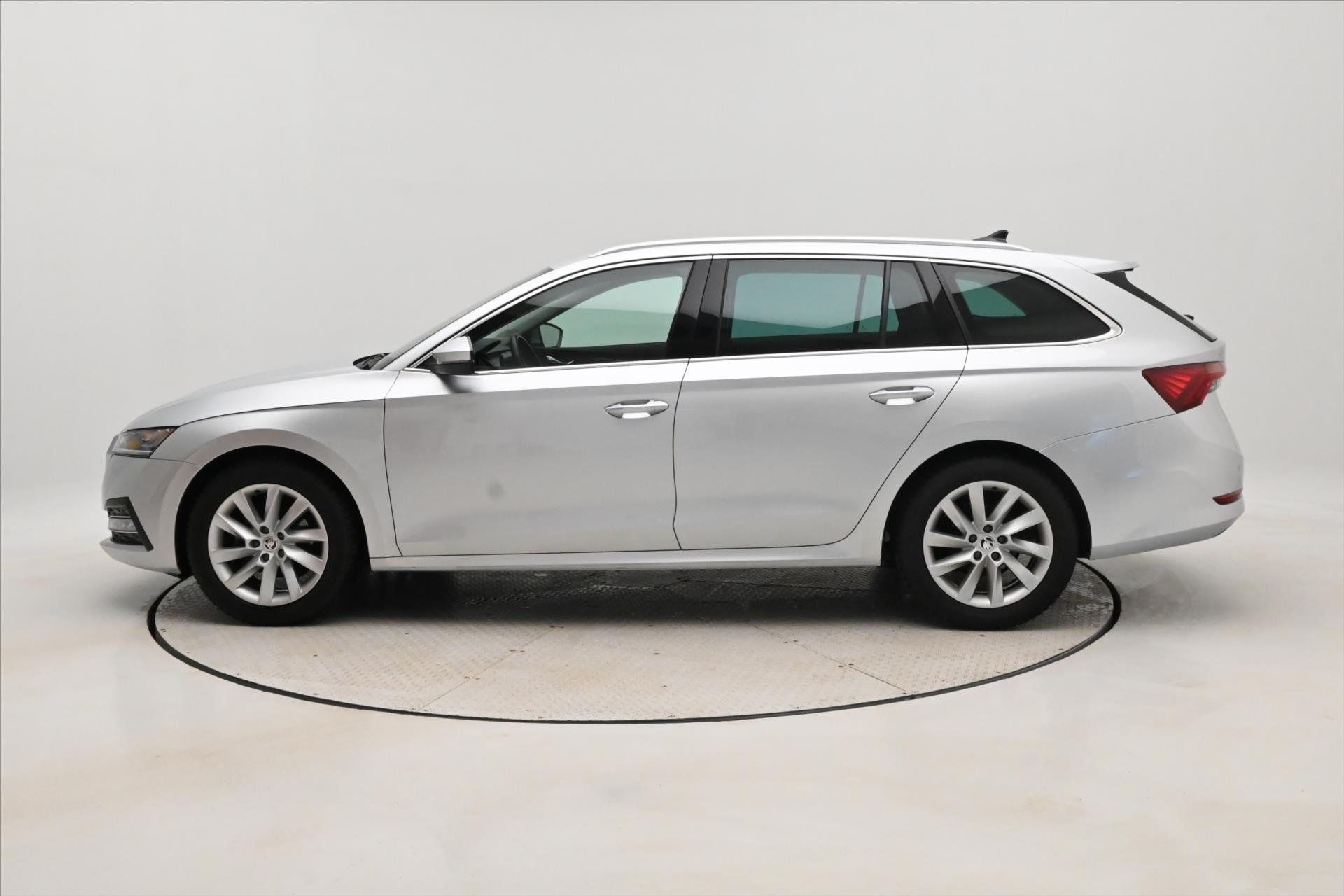 skoda-octavia-2-0-tdi-85-kw-virtual-navi-zaruka-az-5-let - 7