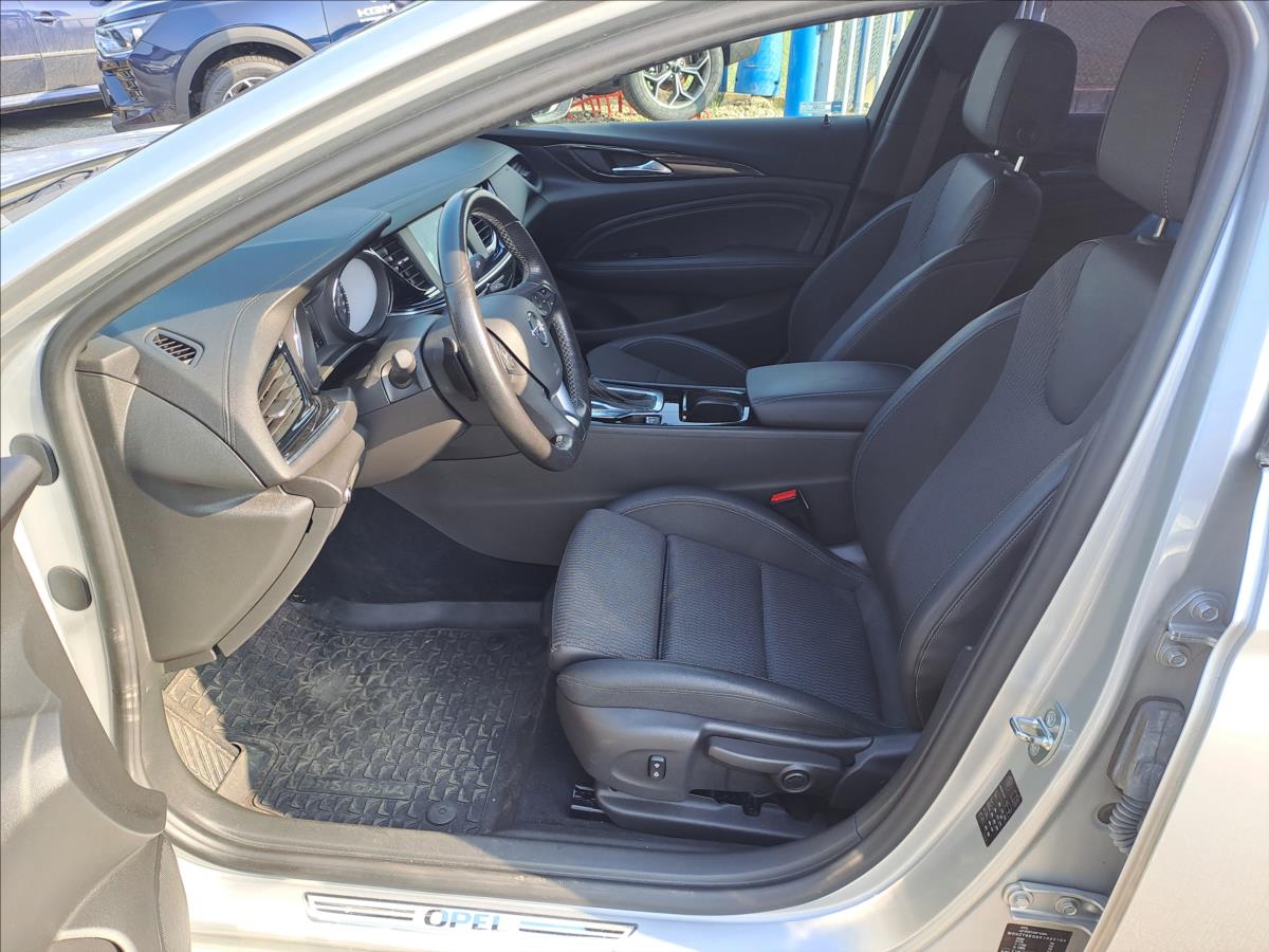 opel-insignia-2-0-cdti-1-majitel-koupeno-cz - 5