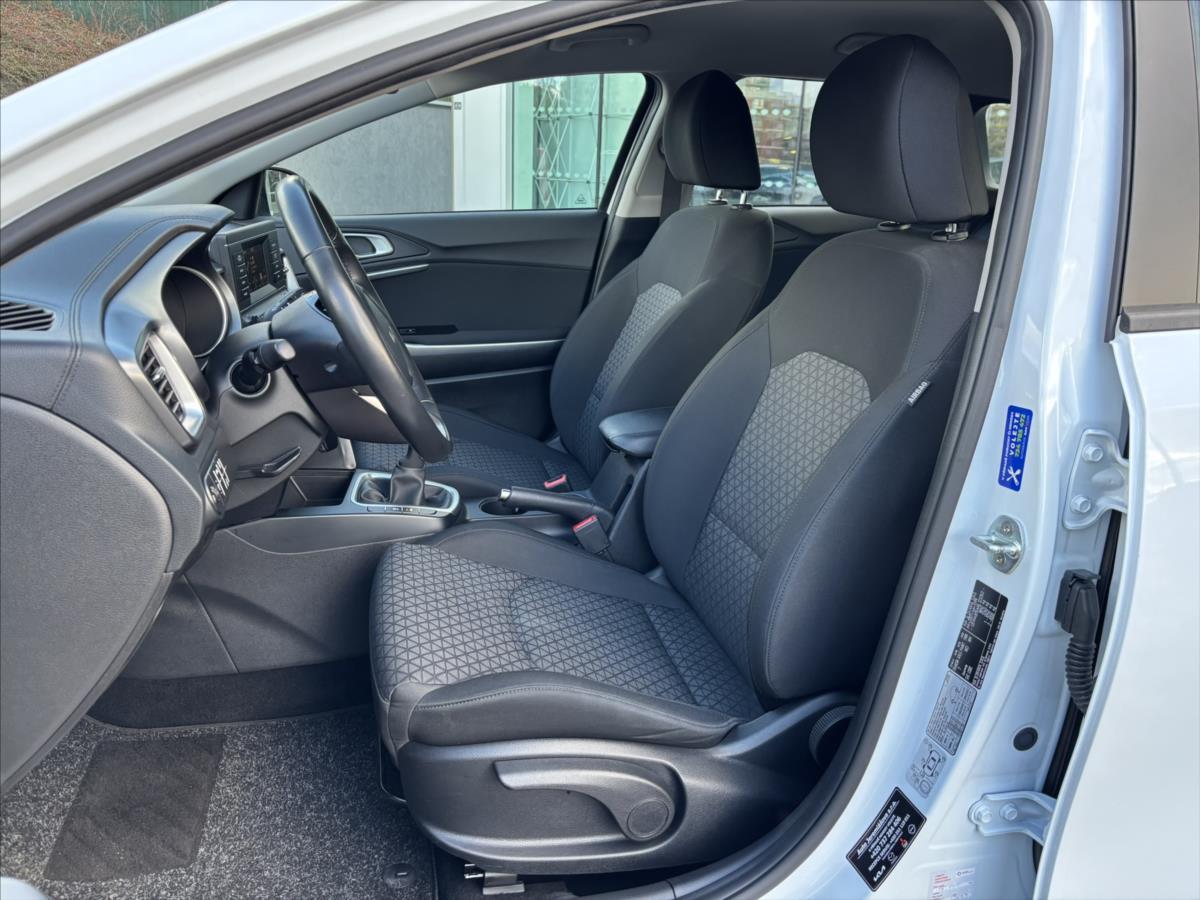 kia-ceed-1-5-tgdi-118kw-fresh-zaruka - 9