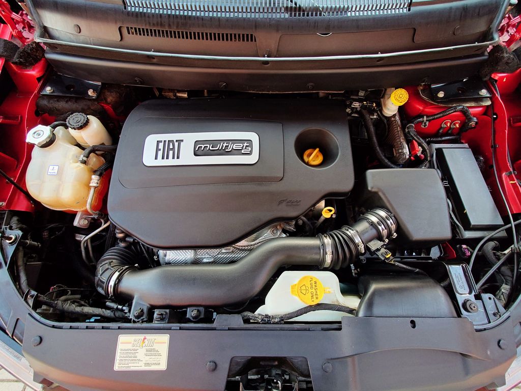 fiat-freemont-2-0-multijet-125kw-black-code - 8