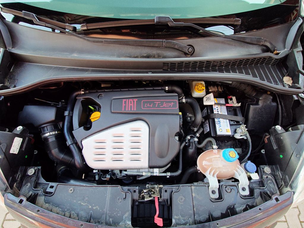 fiat-500l-trekking-88kw - 8
