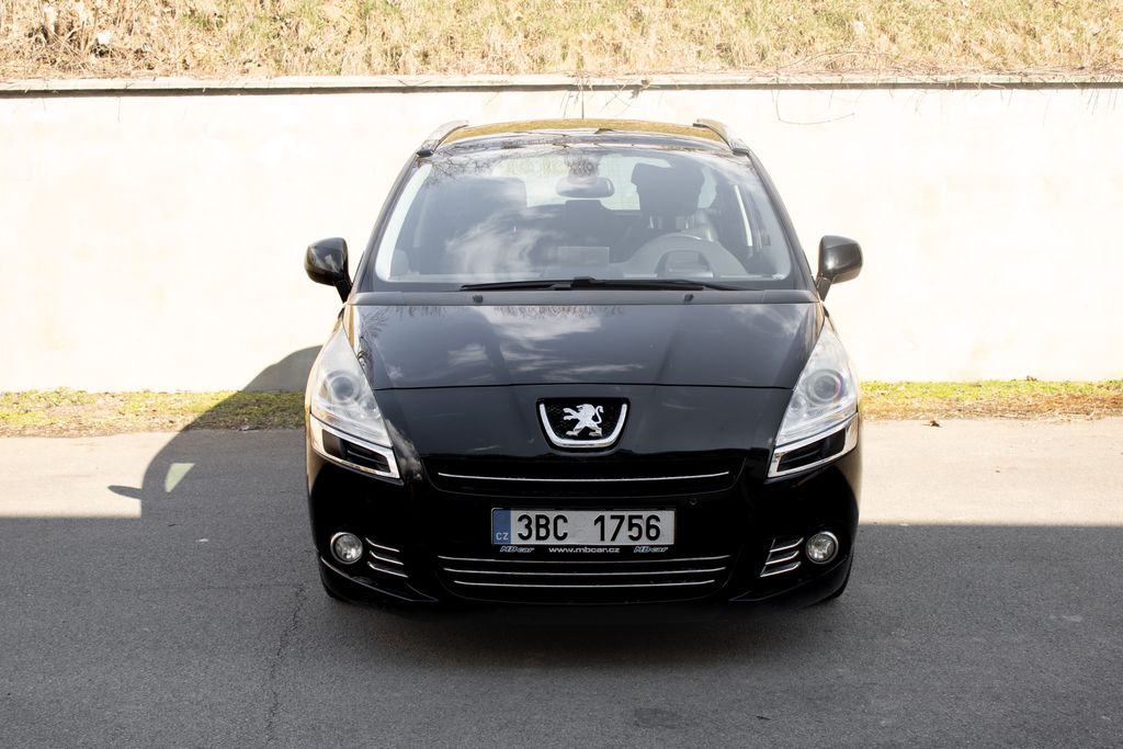 peugeot-5008 - 1