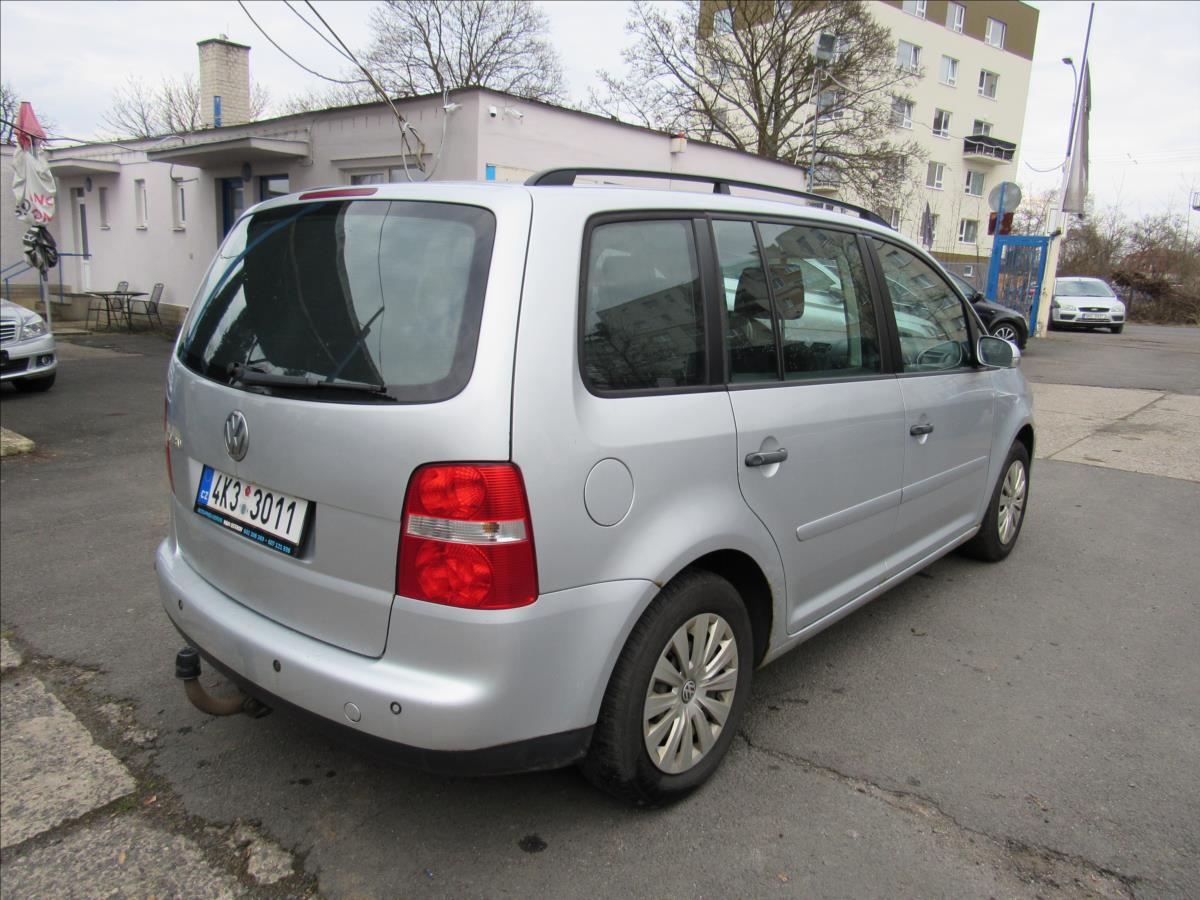 volkswagen-touran-1-6-mpi-75kw - 5
