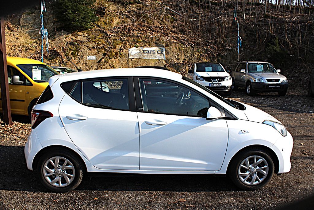 hyundai-i10-1-0i-fl-64250-km - 3